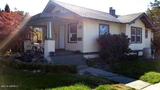 702 15 Ave, Yakima WA  98902-1302 exterior