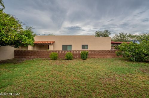 5749 Linden St, Tucson AZ 85719-3549 exterior