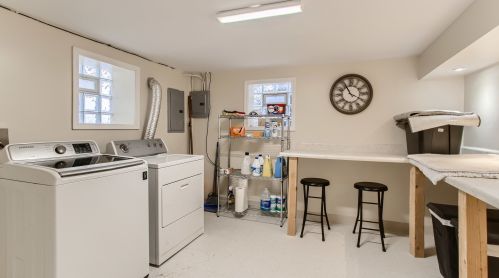 126 Menard Ave, Chicago IL 60634-5221 exterior