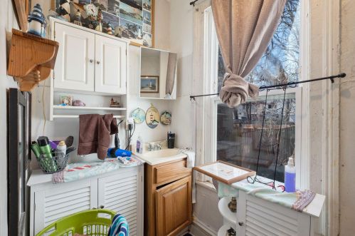 155 National Ave, Grand Rapids MI 49504-6306 exterior