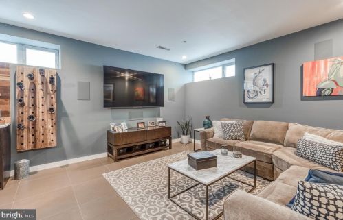 1112 17 St, Philadelphia PA 19146-4717 exterior