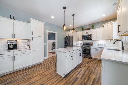 3980 Hathaway Rd, Kalamazoo MI  49009-0049 exterior