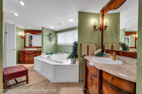 767 Ave, Point Pleasant Beach NJ 08742-5315 exterior