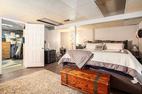 857 Cricklewood St, Wyoming MI exterior