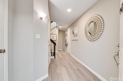 502 Park Pl, Springfield NJ  07081-3504 exterior