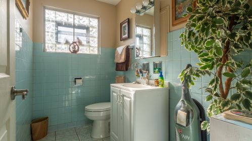 1019 93 St, Chicago IL 60617-4109 exterior