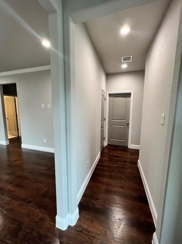 4221 Cardinal Dr, Dallas TX 75216-5819 exterior