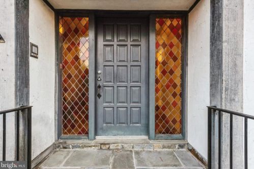 1002 Abbey Way, Mc Lean, VA 22101-2138