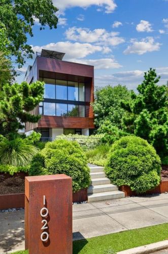 1020 Bellevue Dr, Atlanta, GA 30306-3532