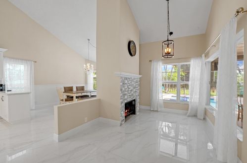 2700 41st St, Boca Raton FL  33434-5842 exterior