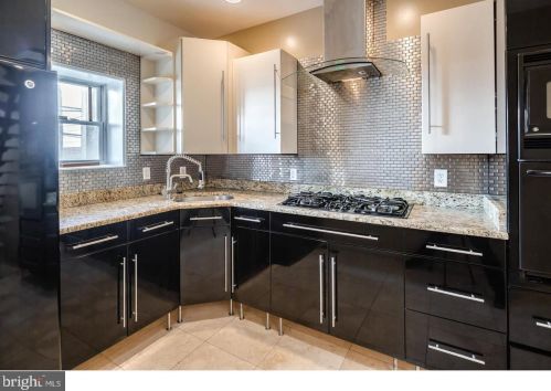 2533 2nd St, Philadelphia PA  19148-4717 exterior