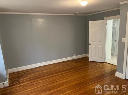 748 Ctr St, Green Brook NJ 08812-1510 exterior