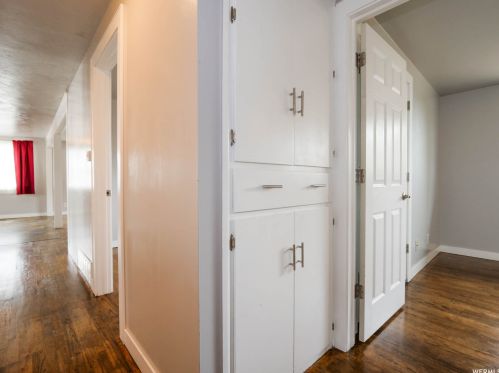 10208 1280, Sandy UT 84094-1359 exterior