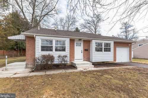 5647 Magnolia Ave, Camden NJ 08109-1207 exterior