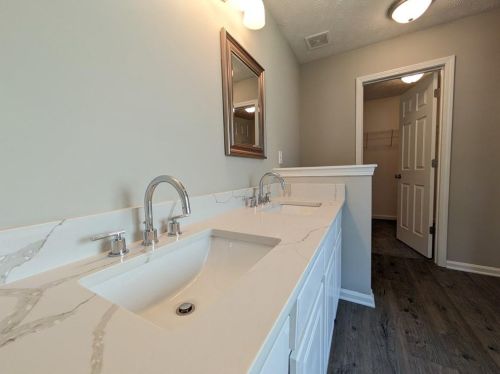 4256 Shoreside Cir, Lithonia GA  30039-6827 exterior