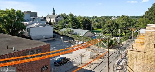 240 Fountain St, Philadelphia PA 19128-4508 exterior