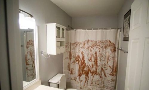 5209 English Glade Dr, Austin TX  78724-6239 exterior