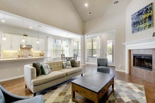 829 Catalina Ln, Austin TX 78737-4715 exterior