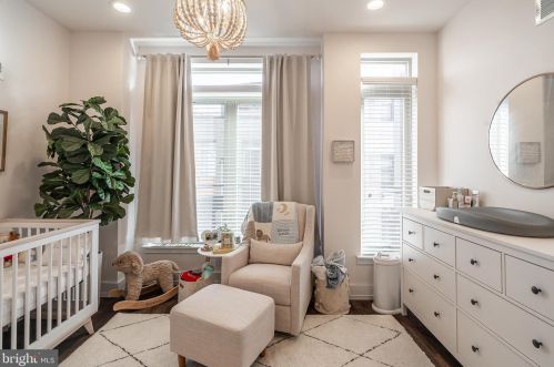 1410 Colorado St, Philadelphia PA 19146-4735 exterior