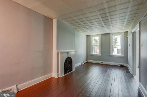 417 Mary St, Lancaster PA 17603-3330 exterior