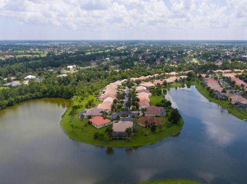 269 Egret Lndg, Fort Pierce FL 34953-8229 exterior