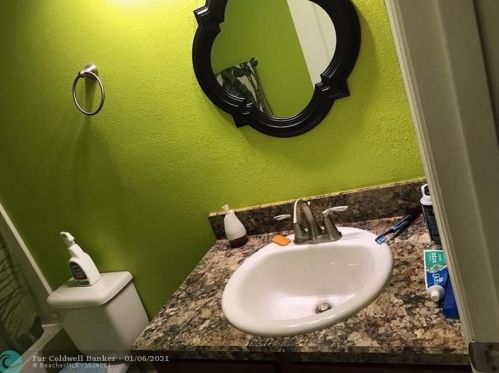 570 Ryder Rd, Fort Pierce FL 34953-6003 exterior