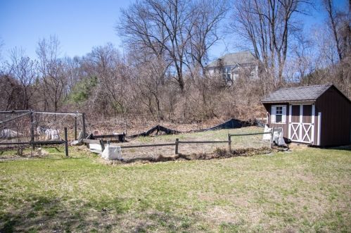 123 Bear Hole Rd, West Springfield MA 01089-1631 exterior