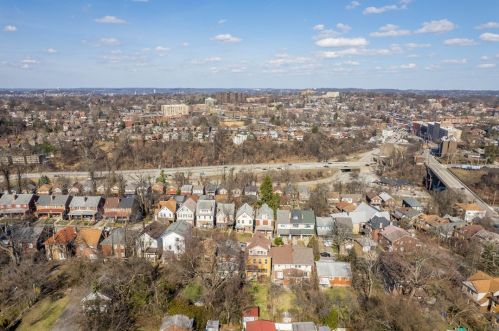 1036 Mirror St, Pittsburgh PA 15217-2646 exterior