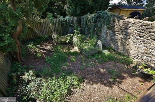 7246 Bryan St, Philadelphia PA 19119-1635 exterior