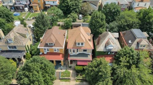 3016 Landis St, Pittsburgh PA 15204-1716 exterior