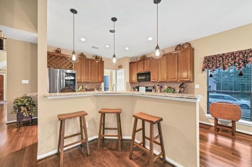 8418 Cross Country Dr, Humble TX 77346-6193 exterior