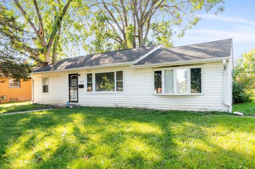 4625 74, Milwaukee WI 53218-4750 exterior