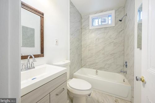 5435 American St, Philadelphia PA 19140-5726 exterior