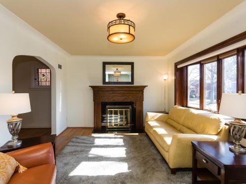 6471 Devonshire Ave, Saint Louis MO 63109-2505 exterior