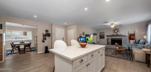 1314 Shannon St, Chandler AZ 85226-5872 exterior