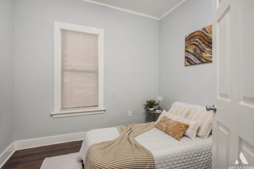 6736 Claremont Ave, Chicago IL 60643-6421 exterior