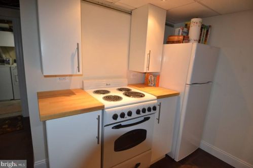 321 16th St, Philadelphia PA  19102-4908 exterior