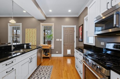 2734 Francisco Ave, Chicago IL 60629-3008 exterior