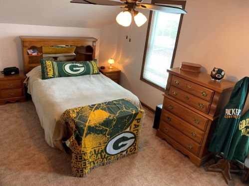 1022 23 St, Manitowoc WI 54220-2403 exterior