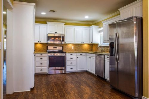 29 Cir Dr, Denison TX 75021-7743 exterior