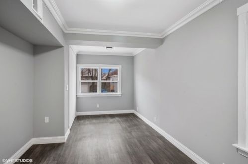 6540 Washtenaw Ave, Chicago IL 60645-5341 exterior