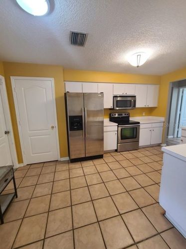 7424 Becky Thatcher Ln, Tampa, FL 33637-6319