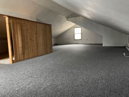 101 Lamont St, Springfield MA 01119-1422 exterior