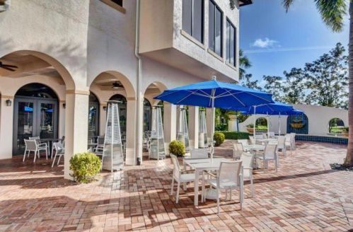 17894 Monte Vis Dr, Boca Raton FL 33496-1057 exterior