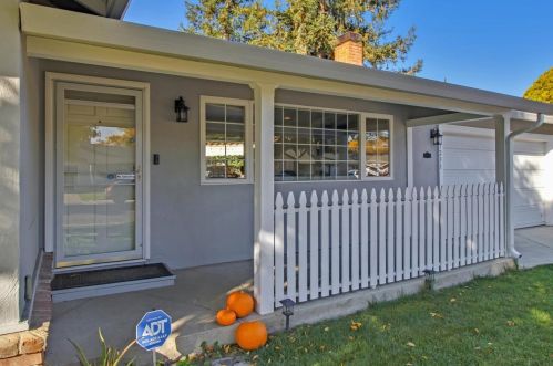 3231 Ida Dr, Concord CA  94519-2136 exterior