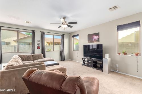 3330 Chambers St, Phoenix AZ  85041-7403 exterior