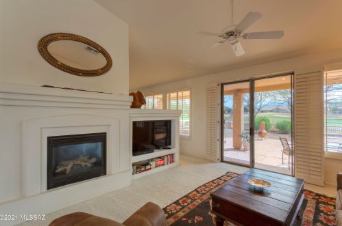 1374 Night Heron Dr, Green Valley AZ 85614-6014 exterior