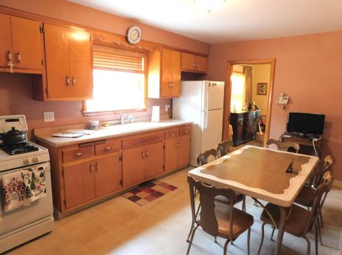 11640 Campbell Ave, Chicago IL 60655-1531 exterior