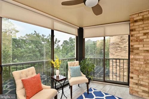 5904 Mount Eagle Dr, Alexandria VA  22303-2534 exterior