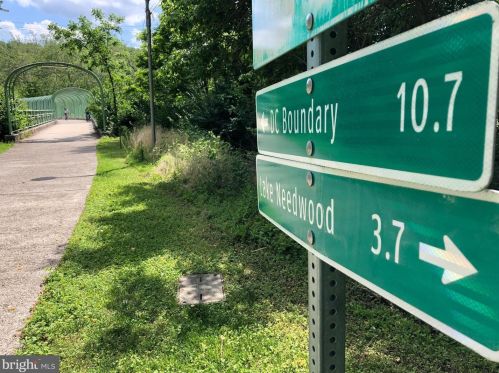 12914 Evanston St, Rockville MD 20853-3002 exterior